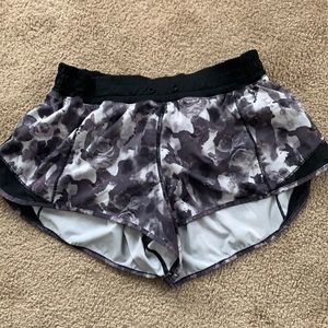 Lululemon Hotty Hot Shorts